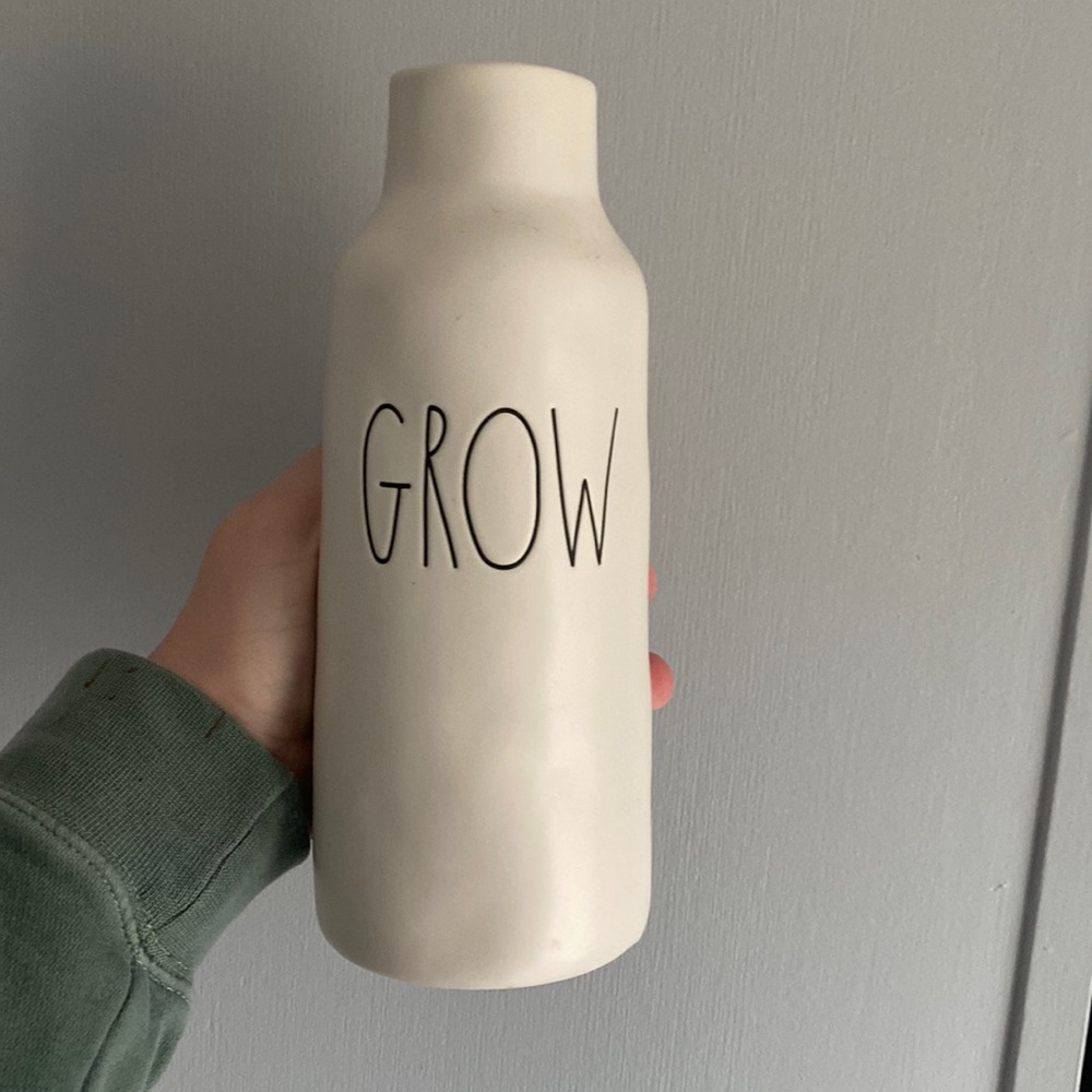 Rae Dunn “grow” vase